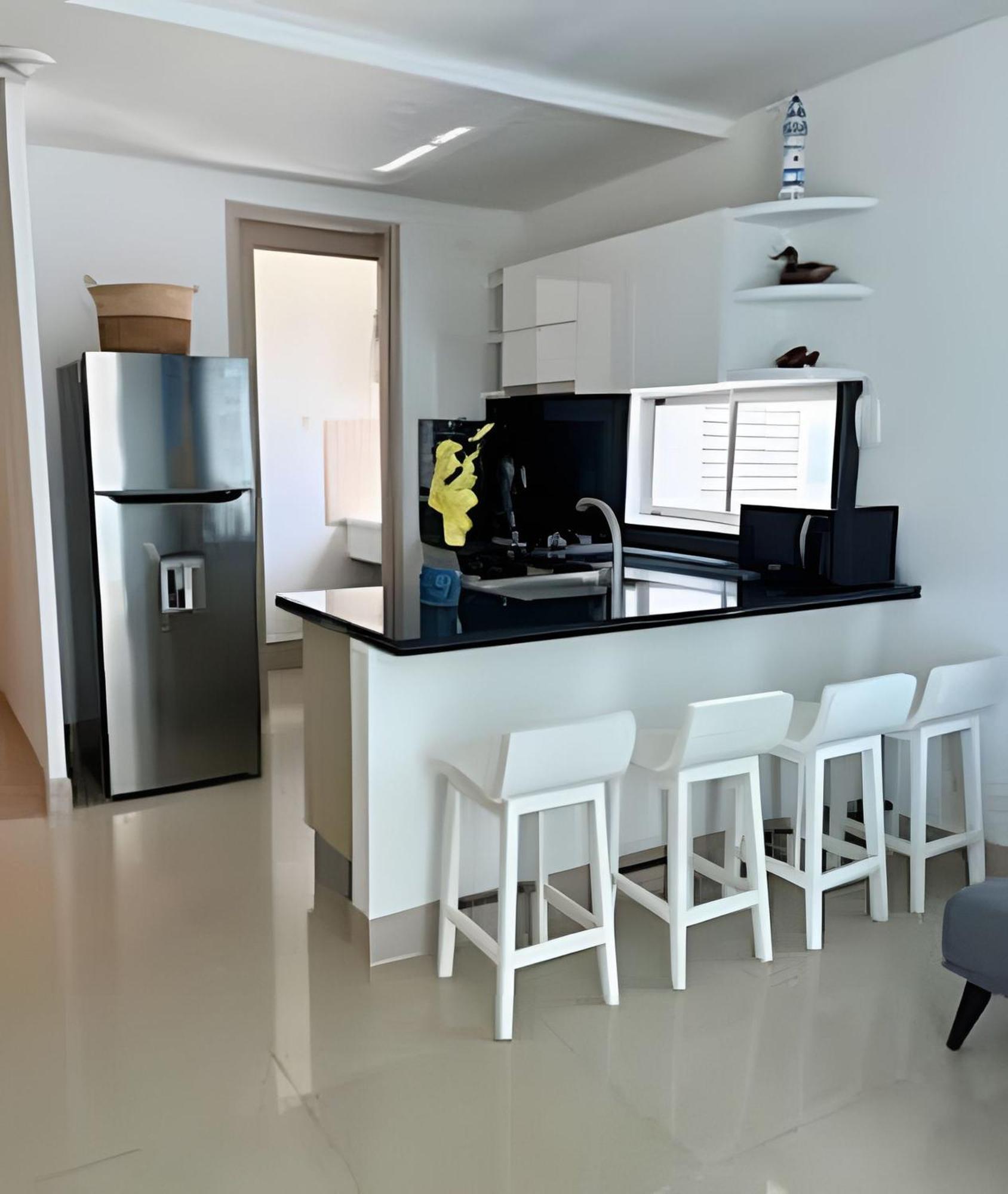 Coastal Charm With Mesmerizing Seaside Views Apartamento *